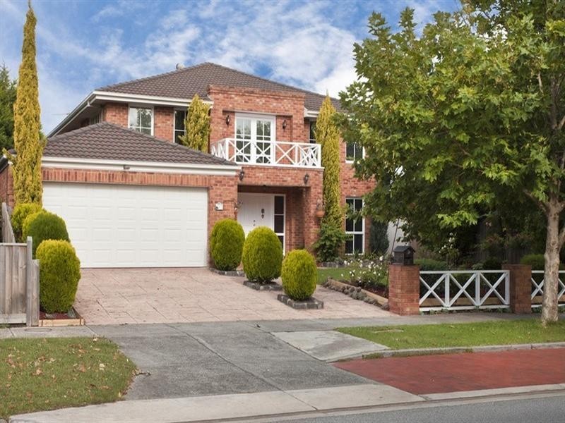 6 Dandelion Drive, Rowville VIC 3178