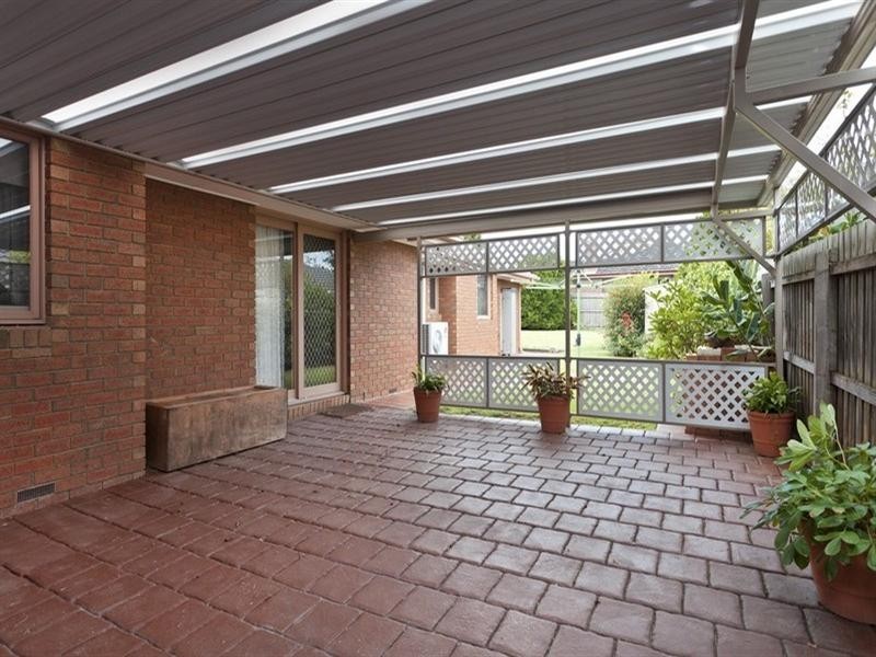 11 Vista Crescent, Rowville VIC 3178