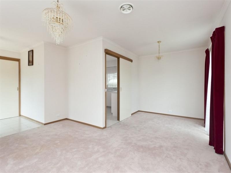 11 Vista Crescent, Rowville VIC 3178