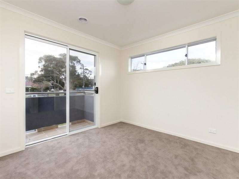 1/1584 Dandenong Road, Huntingdale VIC 3166
