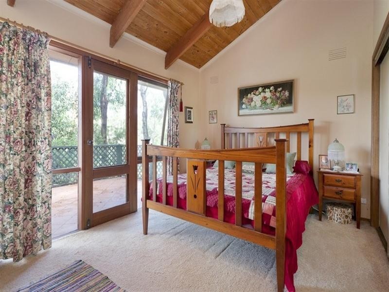 30 Illawarra Avenue, Rowville VIC 3178