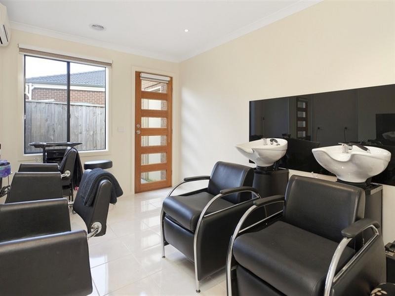 8 Hereford Close, Berwick VIC 3806