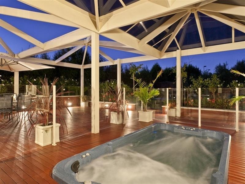 41 Parkside Boulevard, Lysterfield South VIC 3156