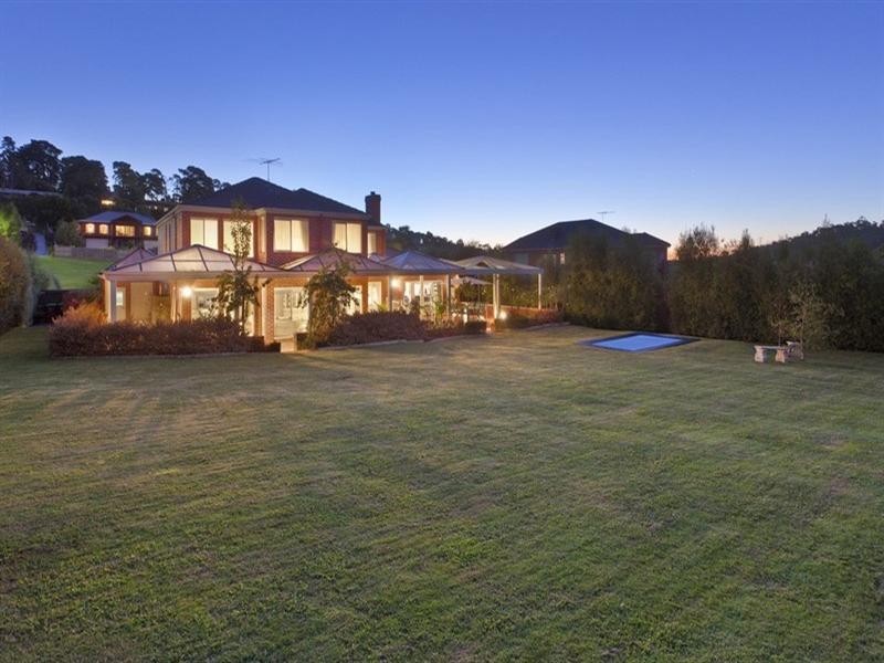 41 Parkside Boulevard, Lysterfield South VIC 3156