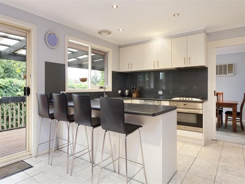 6 Jando Court, Rowville VIC 3178