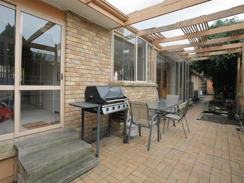 1 Gilligans Court, Rowville VIC 3178