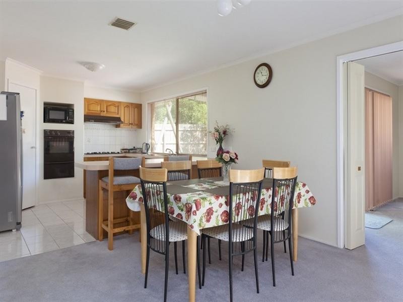 8 Wahroonga Court, Rowville VIC 3178