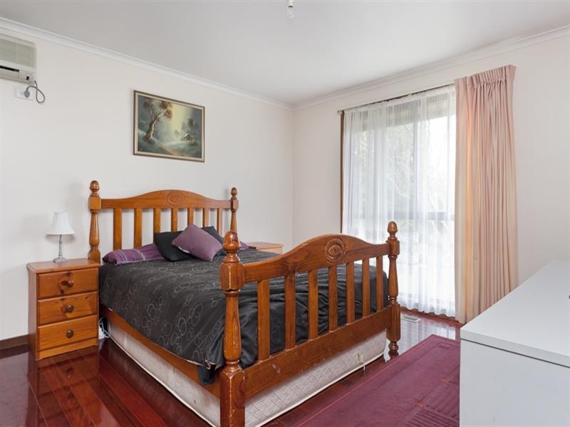 10 Gill Court, Rowville VIC 3178