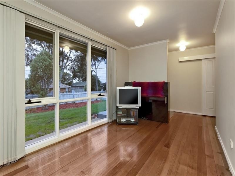 17 Drummond Crescent, Rowville VIC 3178