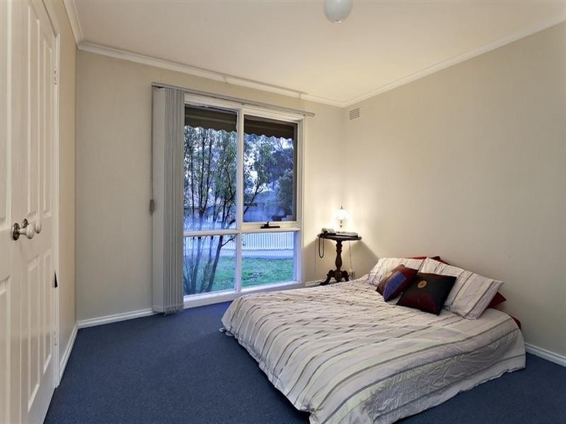 17 Drummond Crescent, Rowville VIC 3178
