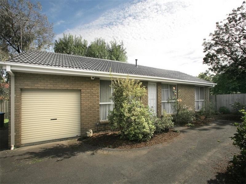 2/2 Elizabeth Court, Rowville VIC 3178