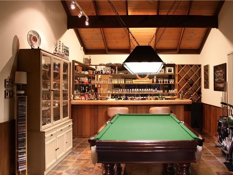 2 Barellan Close, Rowville VIC 3178