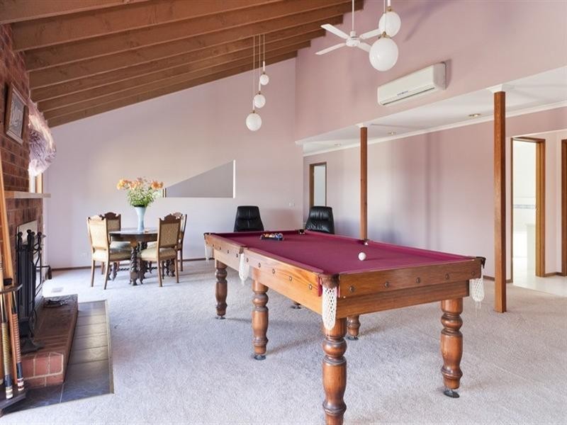 8 Virgilia Court, Rowville VIC 3178