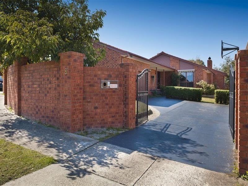 8 Virgilia Court, Rowville VIC 3178