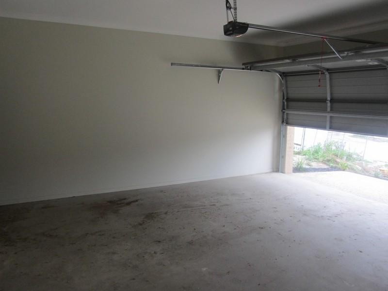 11 Flack Way, Cranbourne North VIC 3977