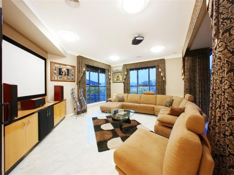 309 Hallam North Road, Lysterfield South VIC 3156