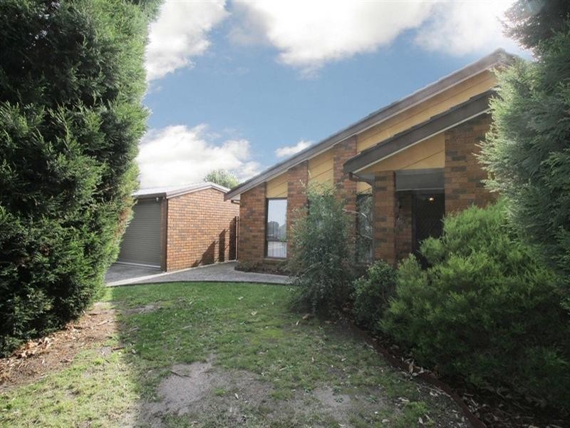 25 Goulburn Drive, Rowville VIC 3178