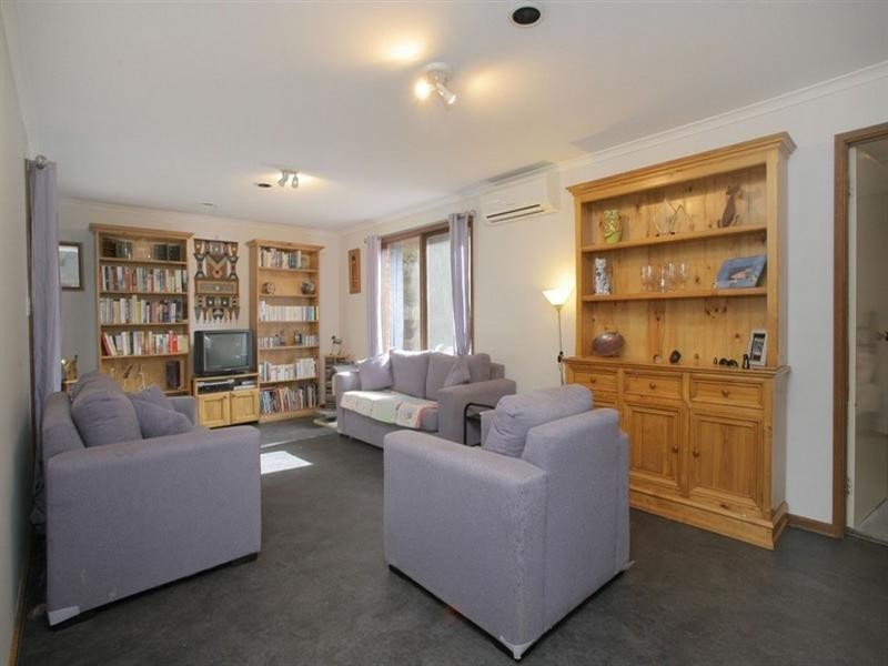 25 Goulburn Drive, Rowville VIC 3178