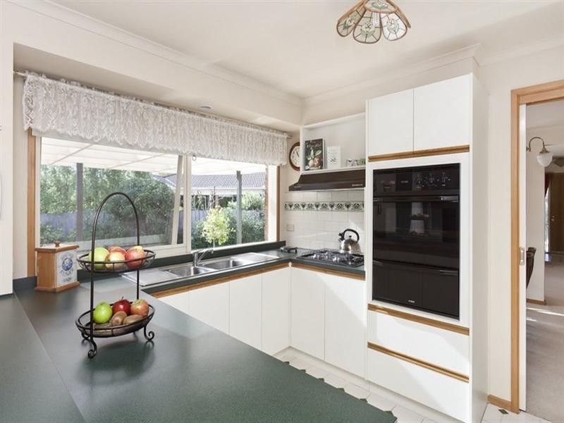 3 Bree Place, Rowville VIC 3178