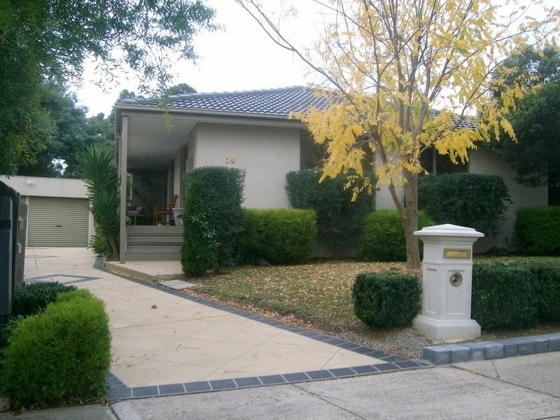 14 Mantung Crescent, Rowville VIC 3178