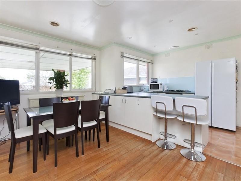 3 Clunies Ross Crescent, Mulgrave VIC 3170