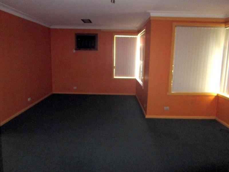 16 O’Connor Road, Knoxfield VIC 3180