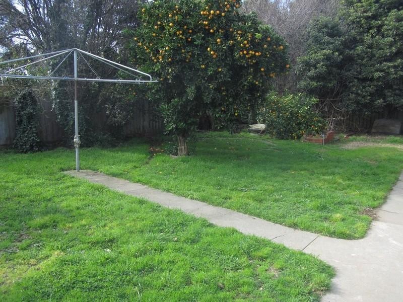 16 O’Connor Road, Knoxfield VIC 3180