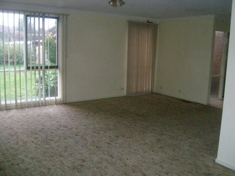 8 Cotter Court, Rowville VIC 3178