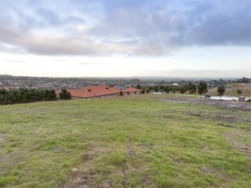 5 Carrington Court, Lysterfield VIC 3156