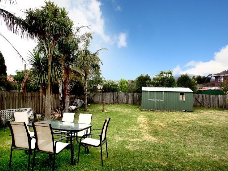 30 Erskine Drive, Rowville VIC 3178