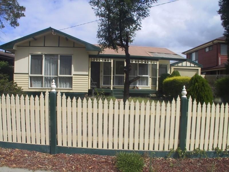 5 Fourth Avenue, Rowville VIC 3178