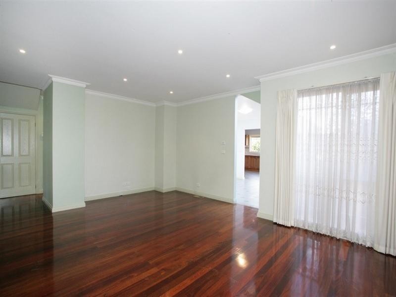 20 Richard Court, Rowville VIC 3178