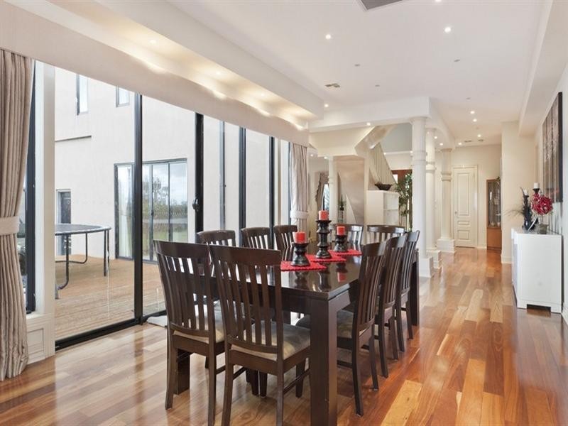 25 Aranmore Crescent, Narre Warren North VIC 3804