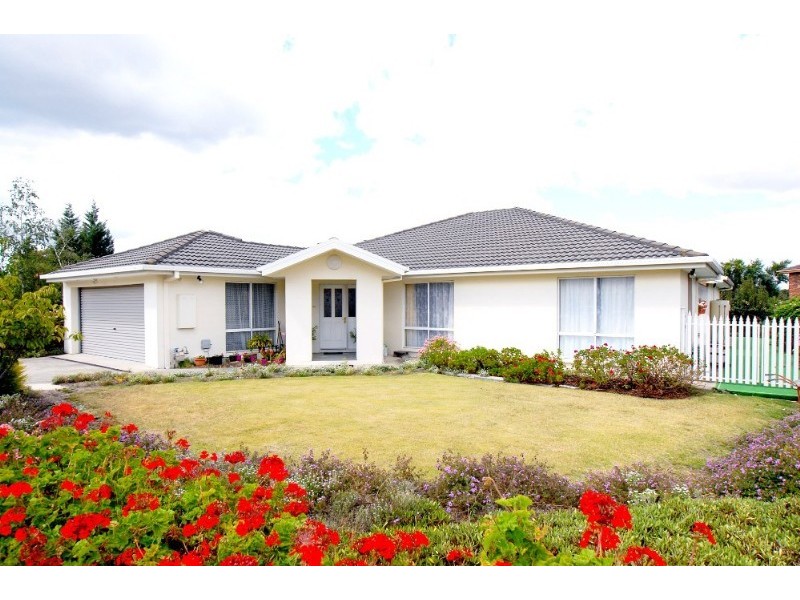 13 Baringa Court, Rowville VIC 3178