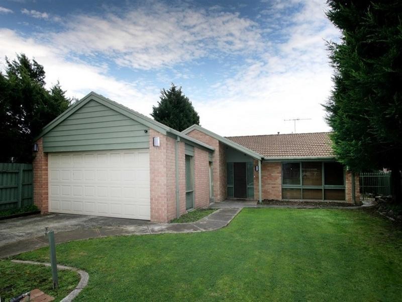 7 Fernlea Avenue, Rowville VIC 3178