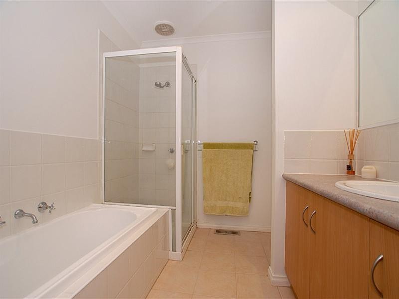 3/17 Lakeview Avenue, Rowville VIC 3178