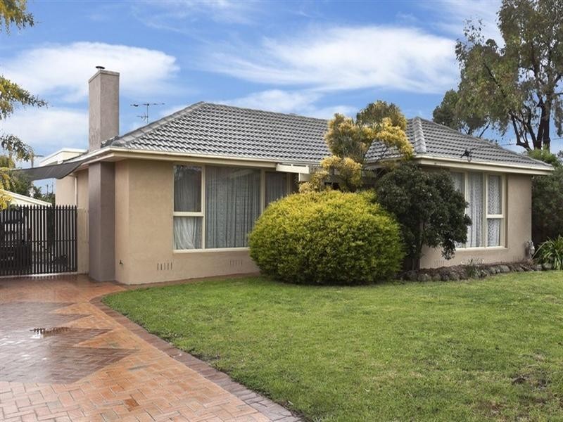 31 Le Gallienne Crescent, Mulgrave VIC 3170