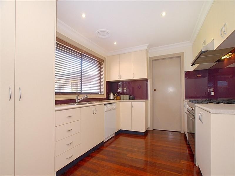 34 Eildon Parade, Rowville VIC 3178