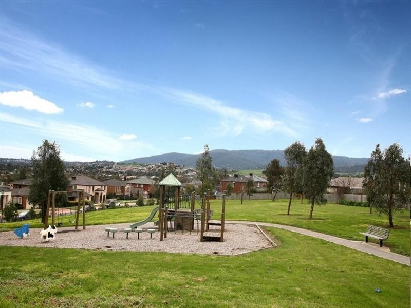 1 Hayes Court, Lysterfield VIC 3156