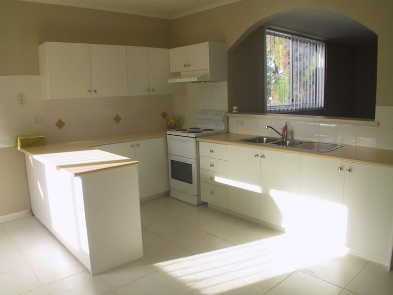 46 Stamford Crescent, Rowville VIC 3178