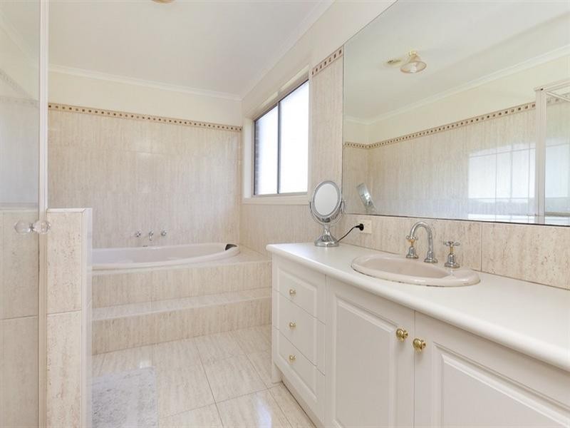 29-30 Malanie Close, Narre Warren North VIC 3804