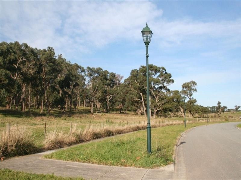 46 Sherwood Way, Lysterfield VIC 3156