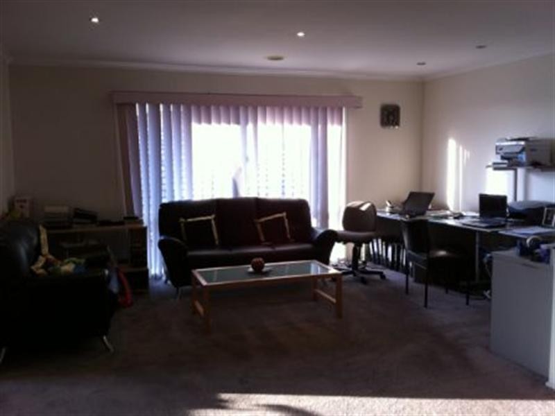 48 Turramurra Drive, Rowville VIC 3178