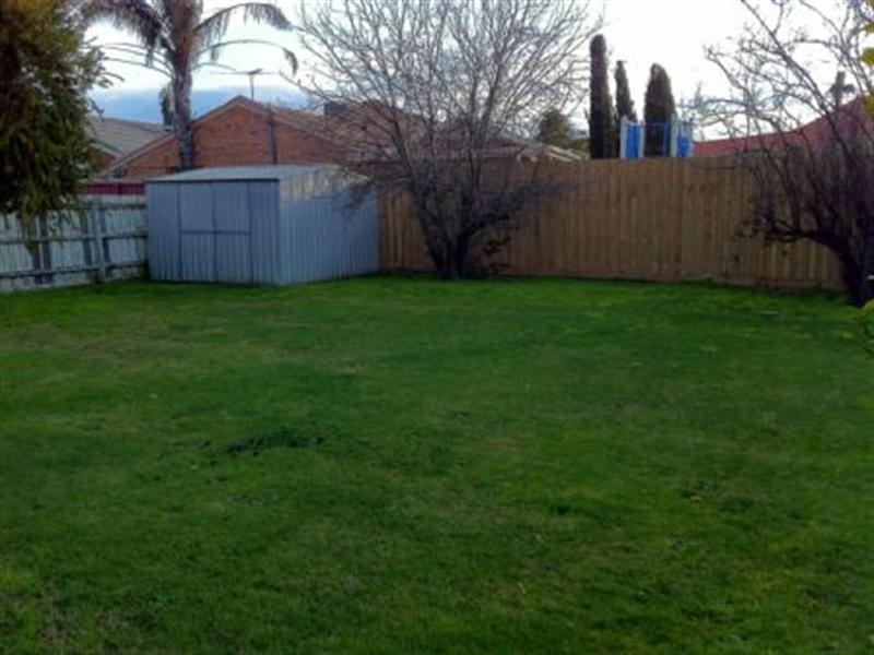 48 Turramurra Drive, Rowville VIC 3178