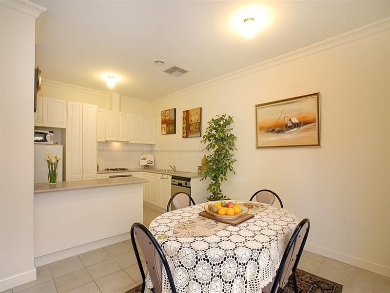 4/14 Yvette Drive, Rowville VIC 3178