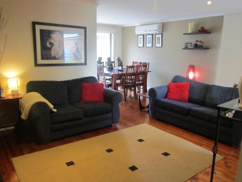 319 Dandelion Drive, Rowville VIC 3178