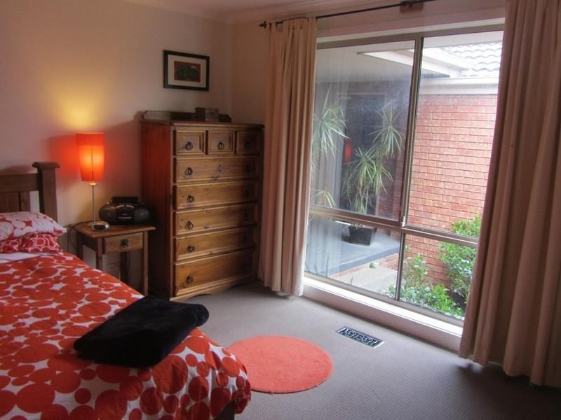 319 Dandelion Drive, Rowville VIC 3178