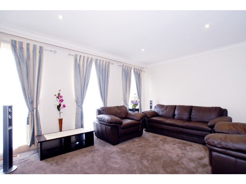 2/718 Ferntree Gully Road, Wheelers Hill VIC 3150