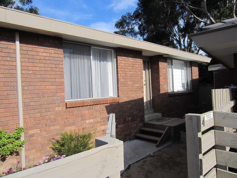 4/10 Alvina Street, Ferntree Gully VIC 3156