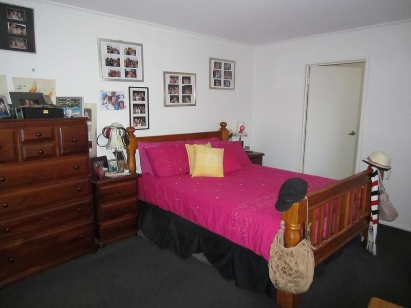 4/10 Alvina Street, Ferntree Gully VIC 3156